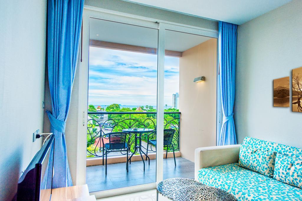 Atlantis Residence Jomtien Beach Exterior photo